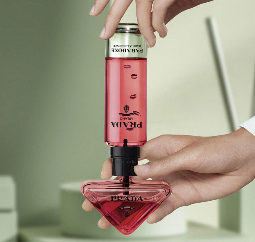 Prada Paradoxe Radical Essence (90ml).