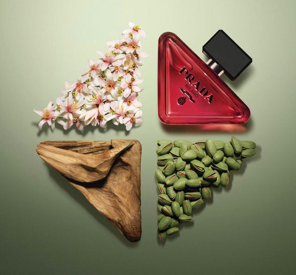 Prada Paradoxe Radical Essence (90ml).